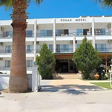 فندق Tunan