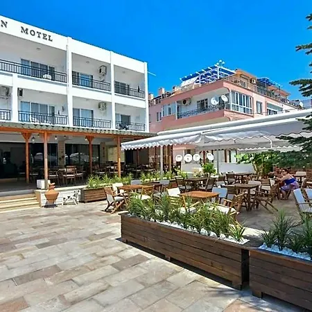 فندق Tunan 3*